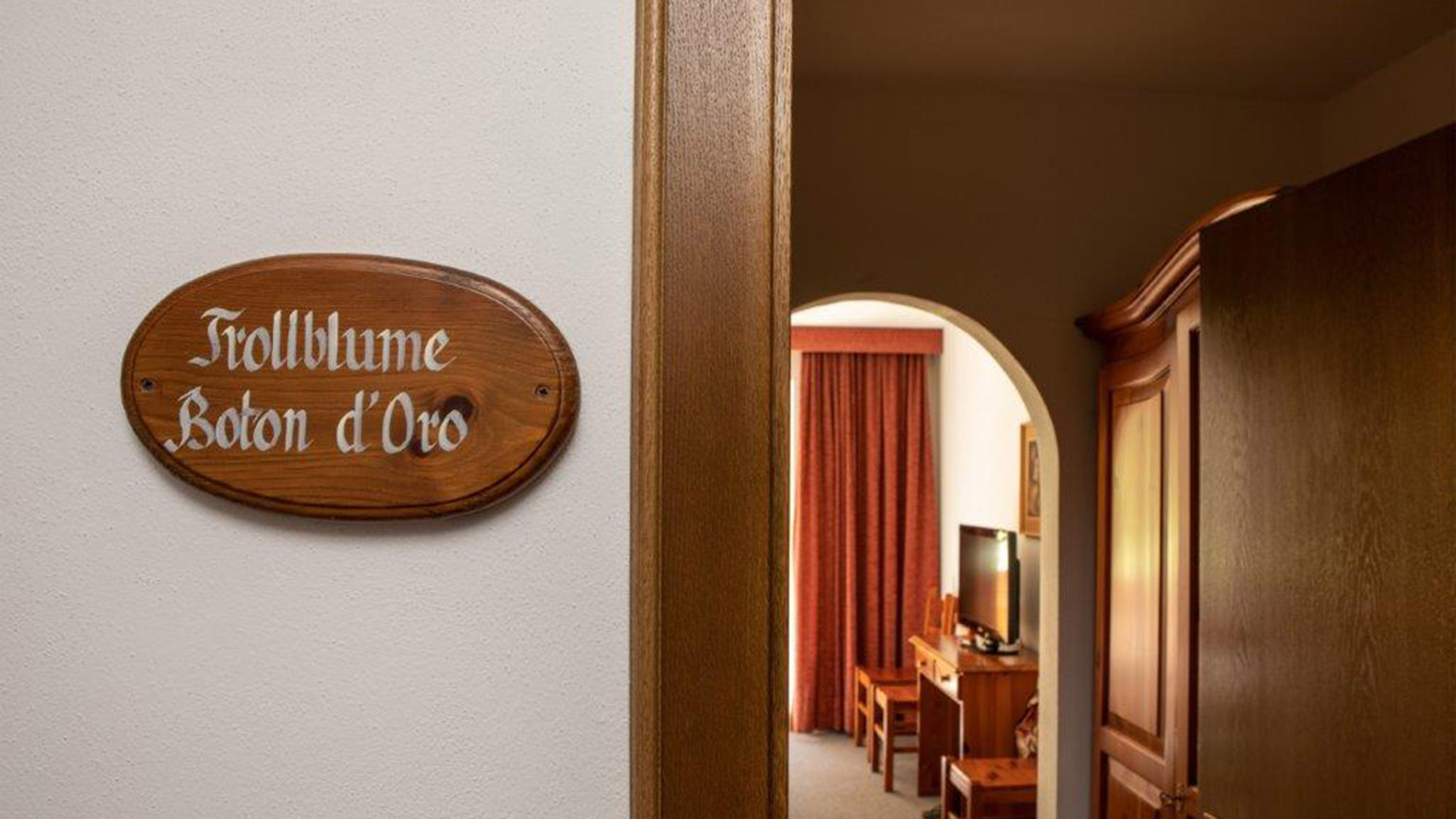  „Calm“ - Hotel Drei Zinnen Blick